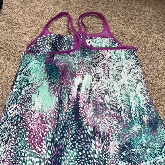 Fabletics workout set - Picture 3 of 6